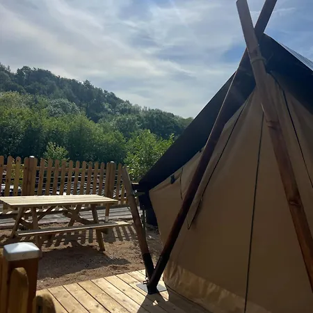 Igara De Кемпинг 2*